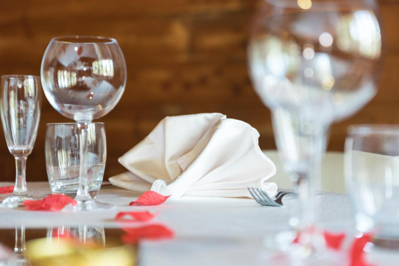 קמפניה Rooms & Restaurant Il Castagneto מראה חיצוני תמונה