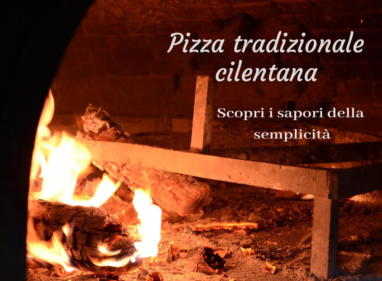 קמפניה Rooms & Restaurant Il Castagneto מראה חיצוני תמונה