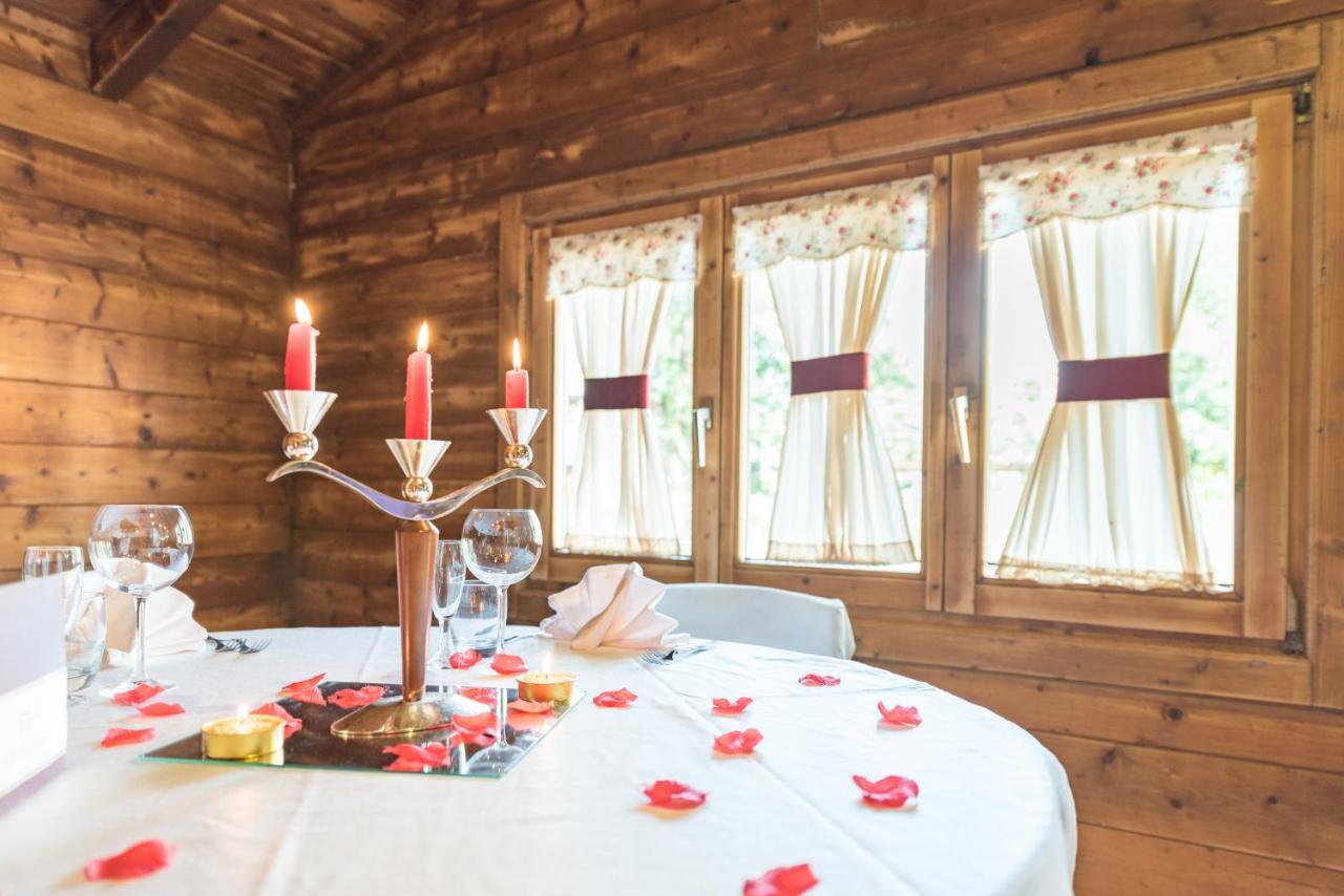 קמפניה Rooms & Restaurant Il Castagneto מראה חיצוני תמונה