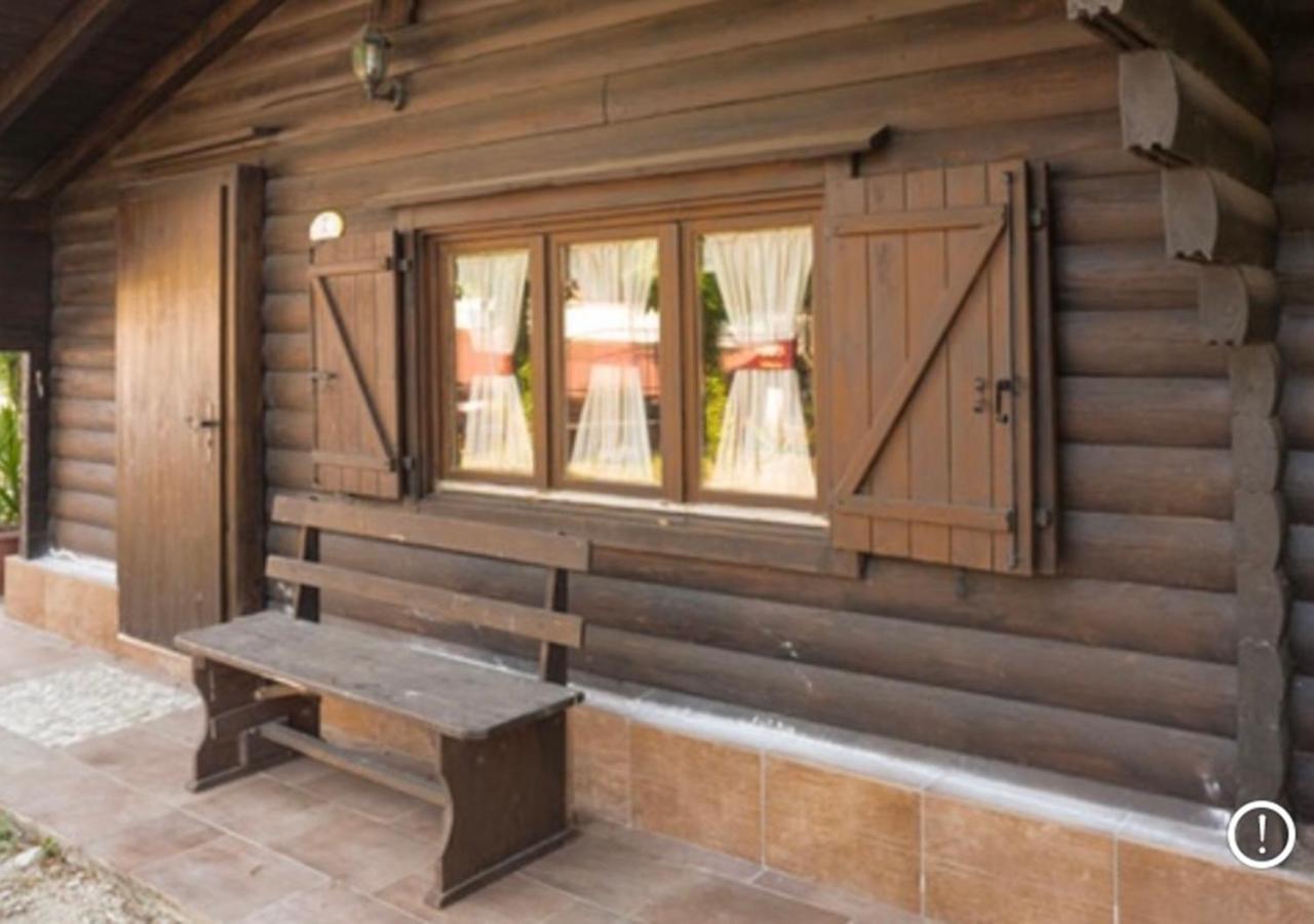קמפניה Rooms & Restaurant Il Castagneto מראה חיצוני תמונה