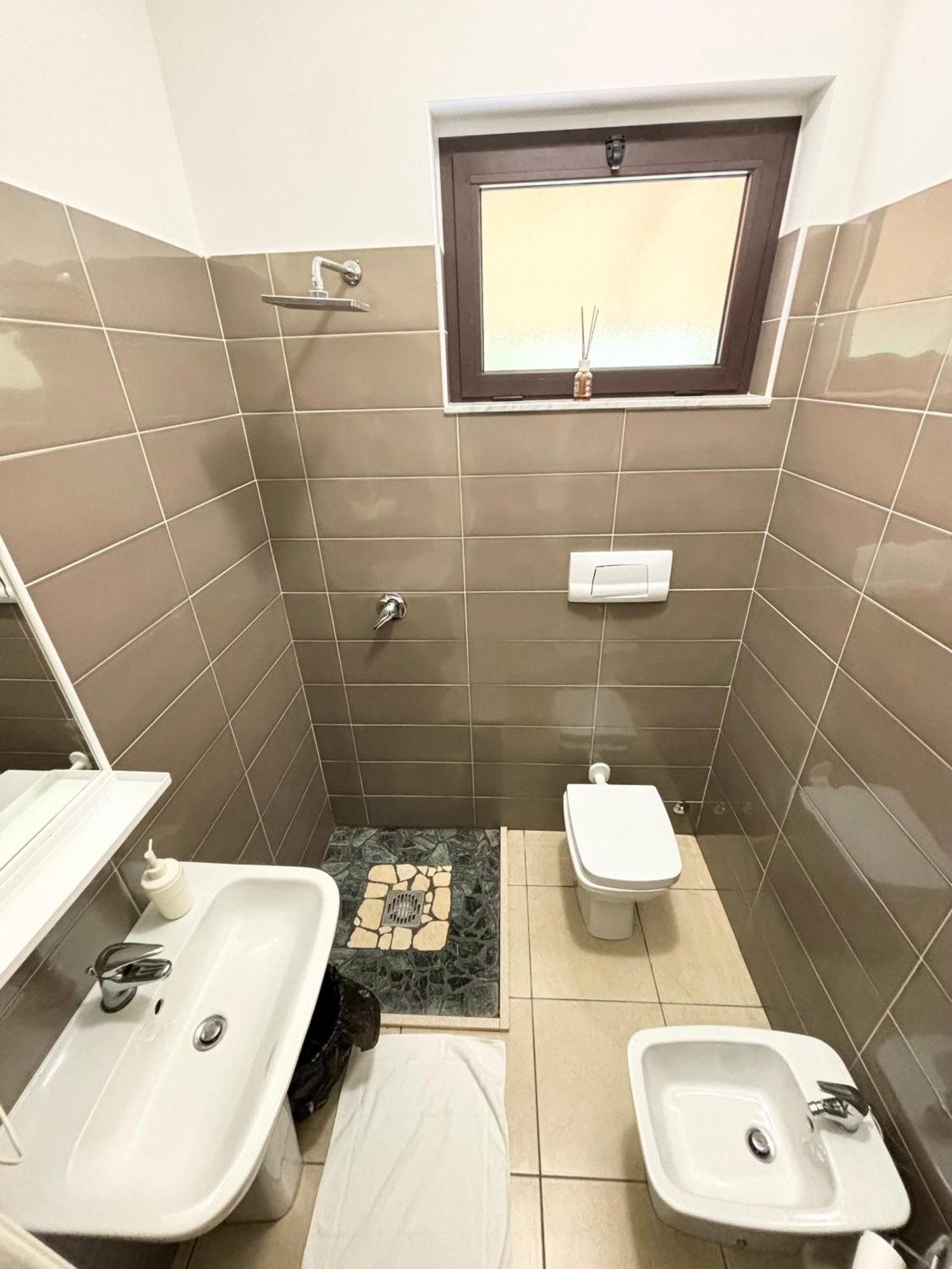 קמפניה Rooms & Restaurant Il Castagneto מראה חיצוני תמונה