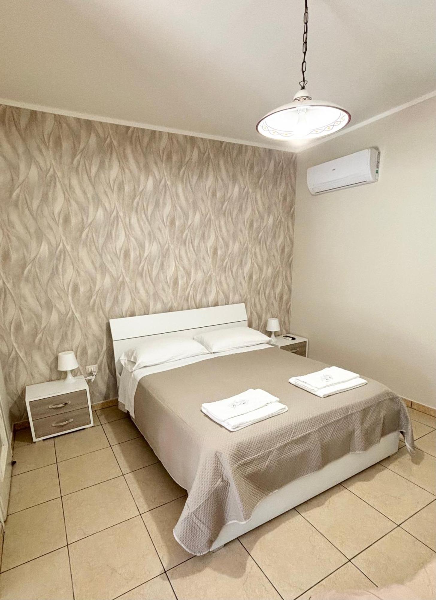 קמפניה Rooms & Restaurant Il Castagneto מראה חיצוני תמונה