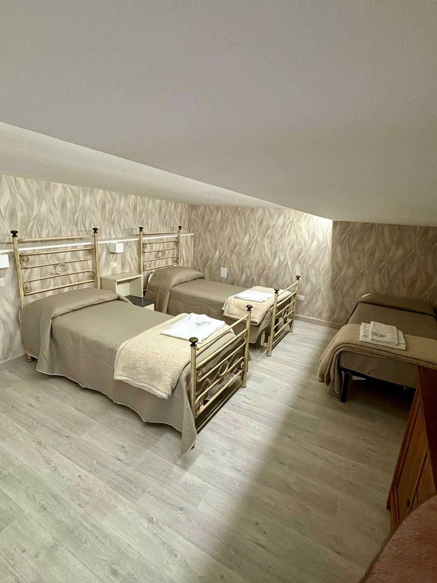 קמפניה Rooms & Restaurant Il Castagneto מראה חיצוני תמונה